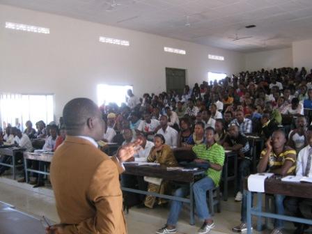 Programme d'éducation civique et d'enseignement en Prévention et Résolution des Conflits en Afrique